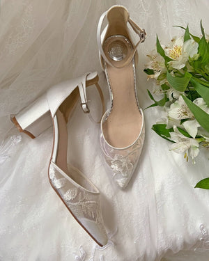 Block Heel Bridal shoe, Ivory Satin and Lace, By Perfect Bridal, Milan