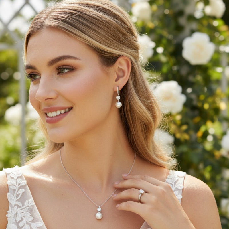 Pearl and Crystal Necklace Set