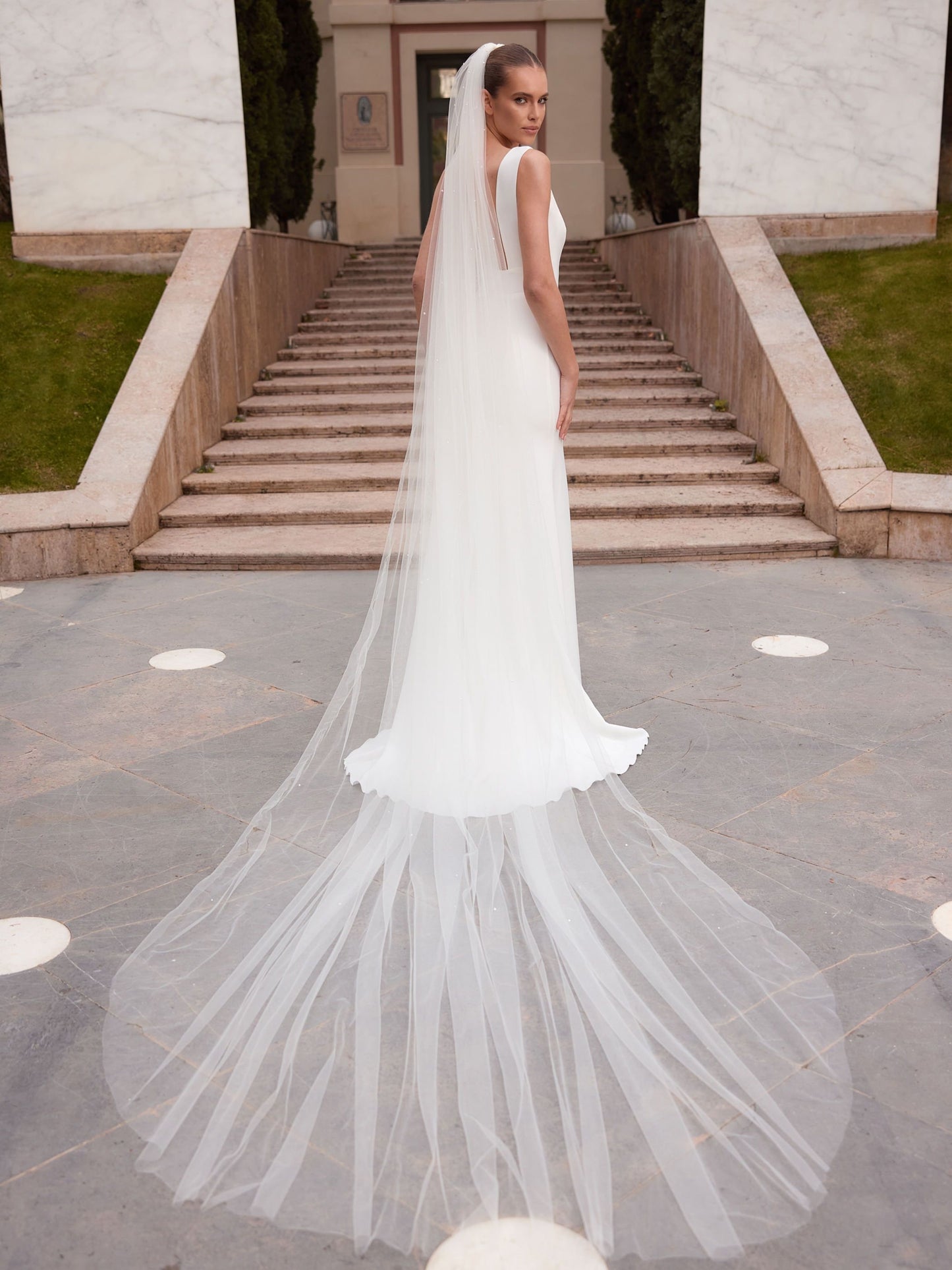 Royal Cathedral Pearl Wedding Veil 