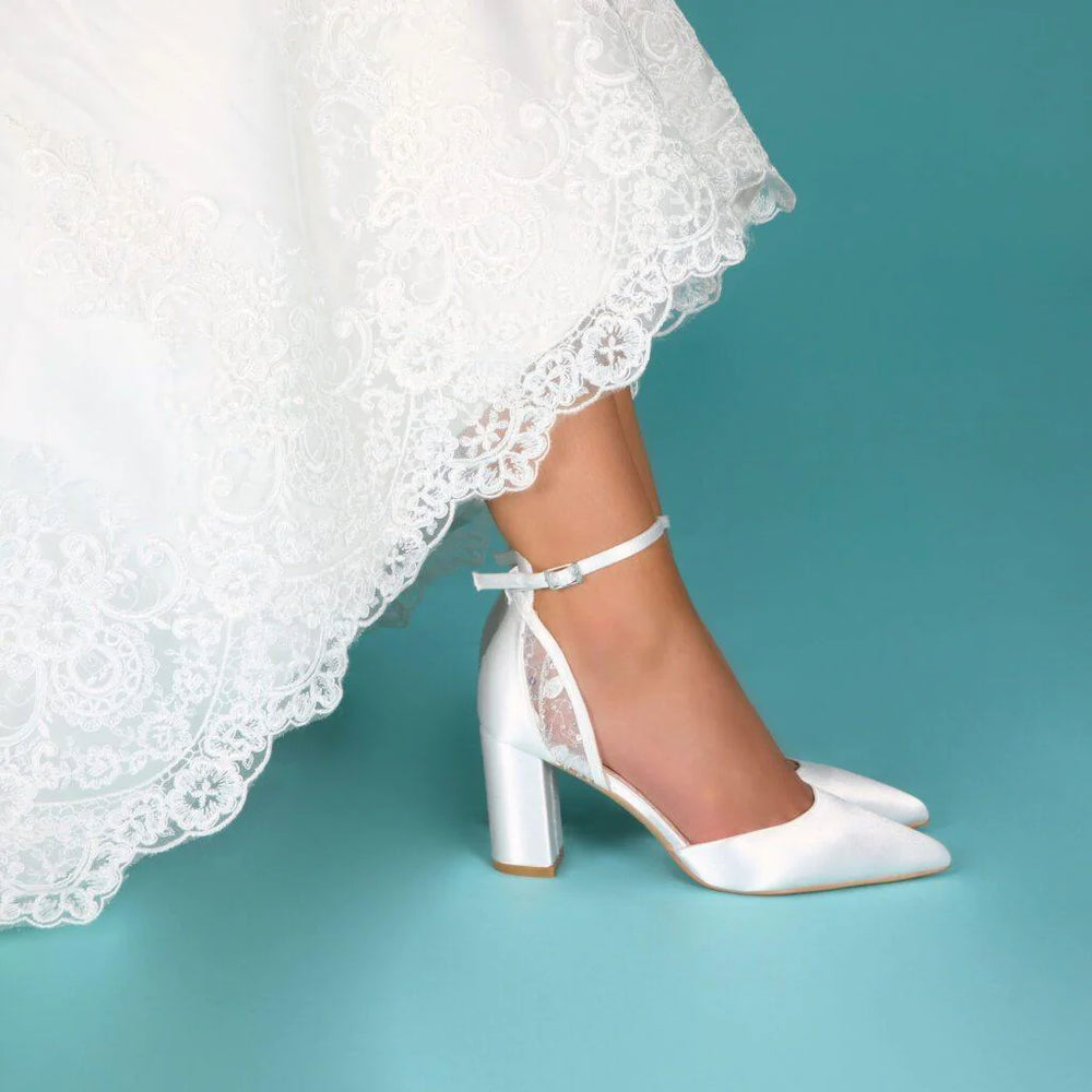 
            
                Load image into Gallery viewer, Block Heel Bridal Shoe, Ivory Satin, By Perfect Bridal, INDI
            
        