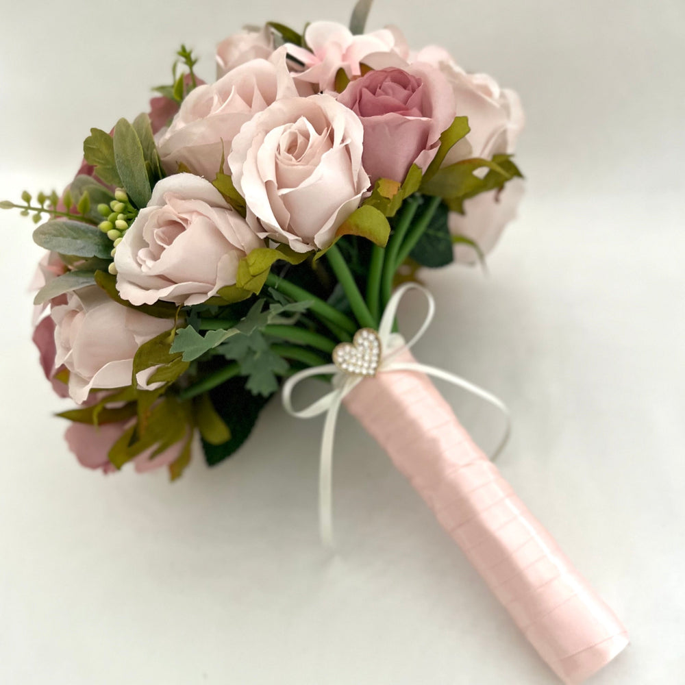 
            
                Load image into Gallery viewer, Blush Pink Bridal Bouquet, Artificial Wedding Bouquet, Silk Wedding Flowers, FL22
            
        