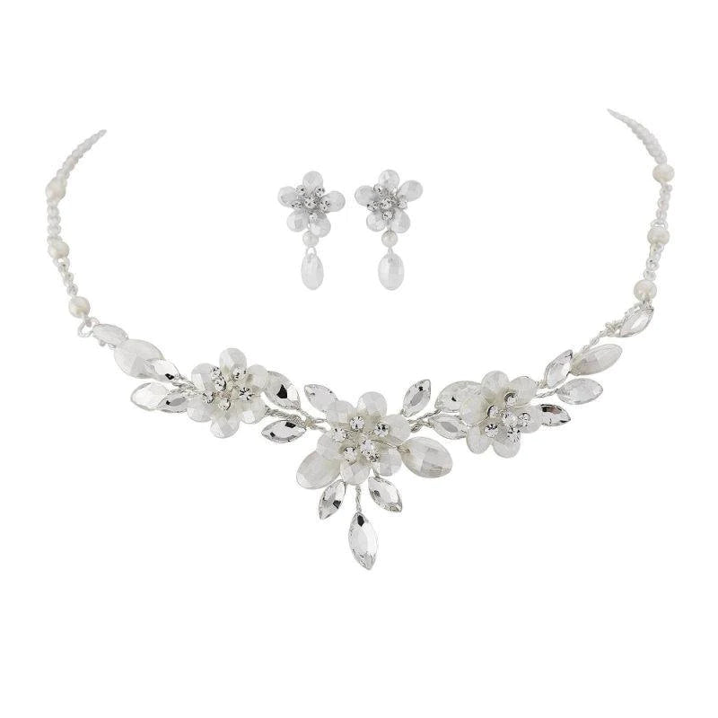 Brides Crystal and Pearl Wedding Jewellery Set 3730