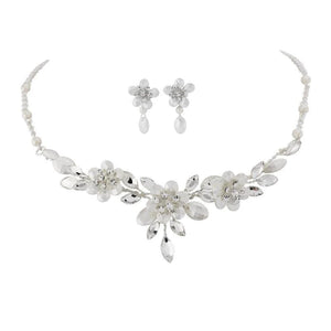 
            
                Load image into Gallery viewer, Brides Crystal and Pearl Wedding Jewellery Set 3730
            
        
