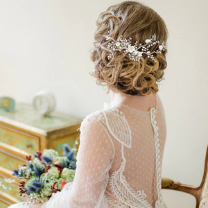
            
                Load image into Gallery viewer, Brides Gold Floral Hair Comb with Crystals and Pearls, A6073
            
        