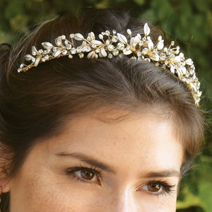 
            
                Load image into Gallery viewer, Brides Gold Wedding Tiara with Crystals, HOLLIE
            
        