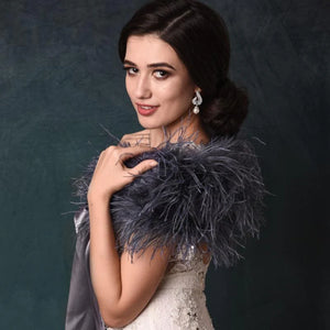 
            
                Load image into Gallery viewer, Brides Grey Vintage Inspired Ostrich Feather Stole, Shrug 1420
            
        