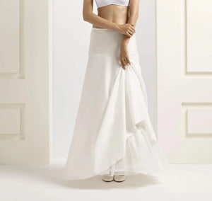 
            
                Load image into Gallery viewer, Brides Hooped Petticoat, Wedding Dress Under Skirt, Bridal Dress Slip H9-190
            
        