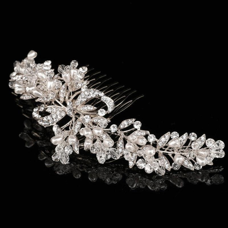 
            
                Load image into Gallery viewer, Brides Precious Pearl &amp;amp; Crystal Hair Comb, Silver, 7009
            
        