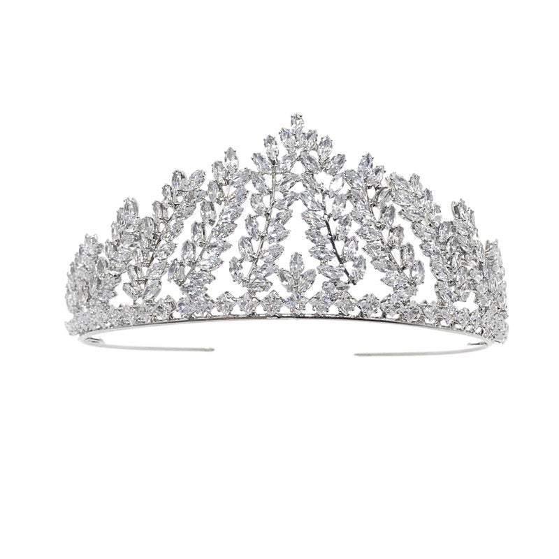 
            
                Load image into Gallery viewer, Crystal Embellished Bridal Tiara, 7007
            
        