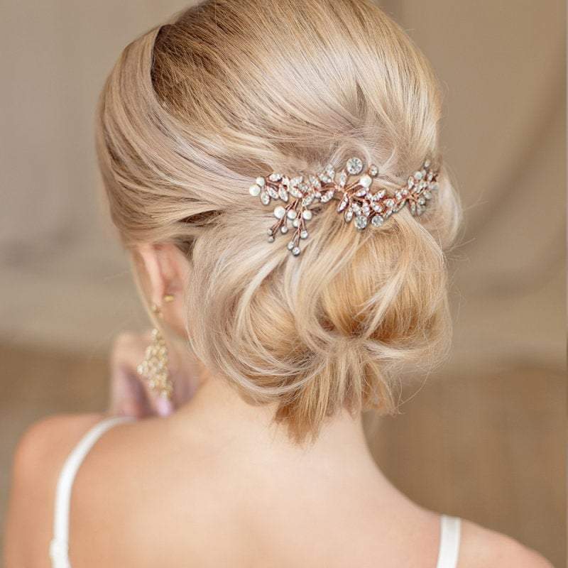 
            
                Load image into Gallery viewer, Eternally Crystal Hair Comb, Brides Crystal and Pearl Headdress, Silver finish 7544
            
        