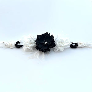 
            
                Load image into Gallery viewer, Floral Bridal Belt Sash, Wedding Dress Belt, Black &amp;amp; Ivory TT27
            
        