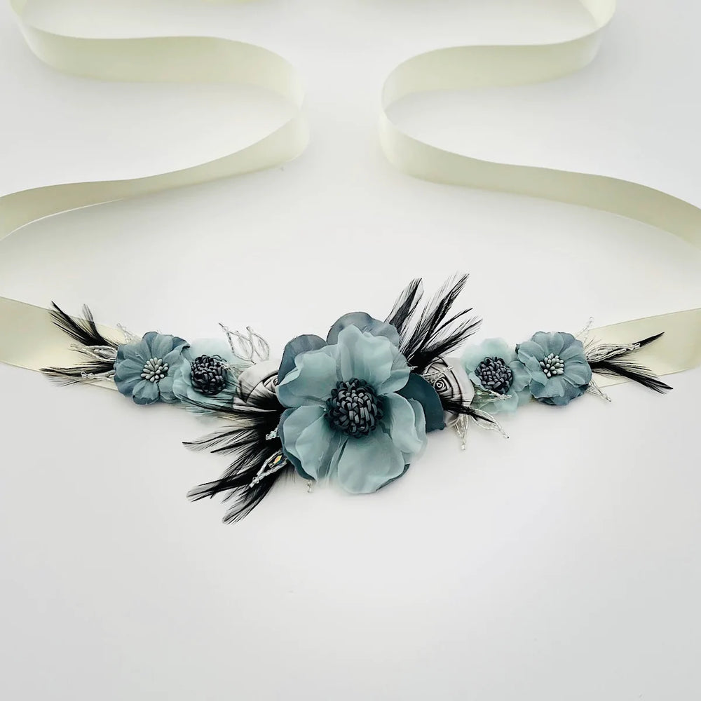 
            
                Load image into Gallery viewer, Floral Bridal Belt Sash, Wedding Dress Belt TT23
            
        