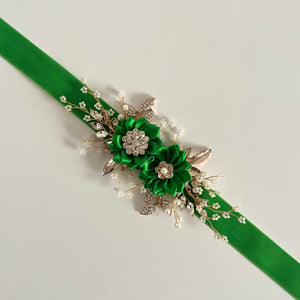 
            
                Load image into Gallery viewer, Green Flower Girl Belt Sash, Bridal Belt, Green Velvet Wedding Dress Belt, All colours, TT440
            
        