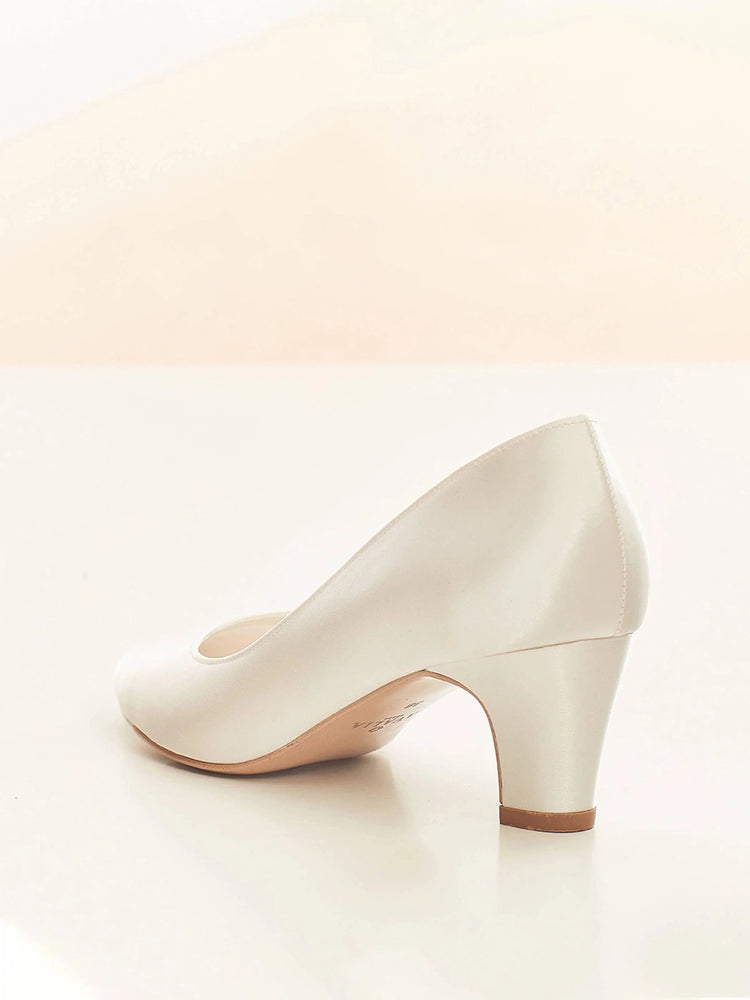 Ivory Satin Wedding Shoes, Low Block Heel, Grace, Size 5 ***SALE***