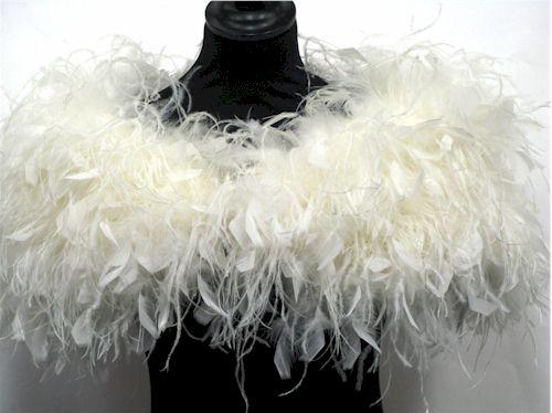 
            
                Load image into Gallery viewer, Ivory Feather Bridal Stole / Wrap
            
        
