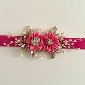 
            
                Load image into Gallery viewer, Pink Flower Girl Belt Sash, Floral Bridal Belt, Velvet Wedding Dress Belt, All colours, TT438
            
        