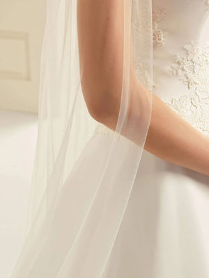 Single Tier Cathedral Veil, Cut Edge, Ivory Tulle S261