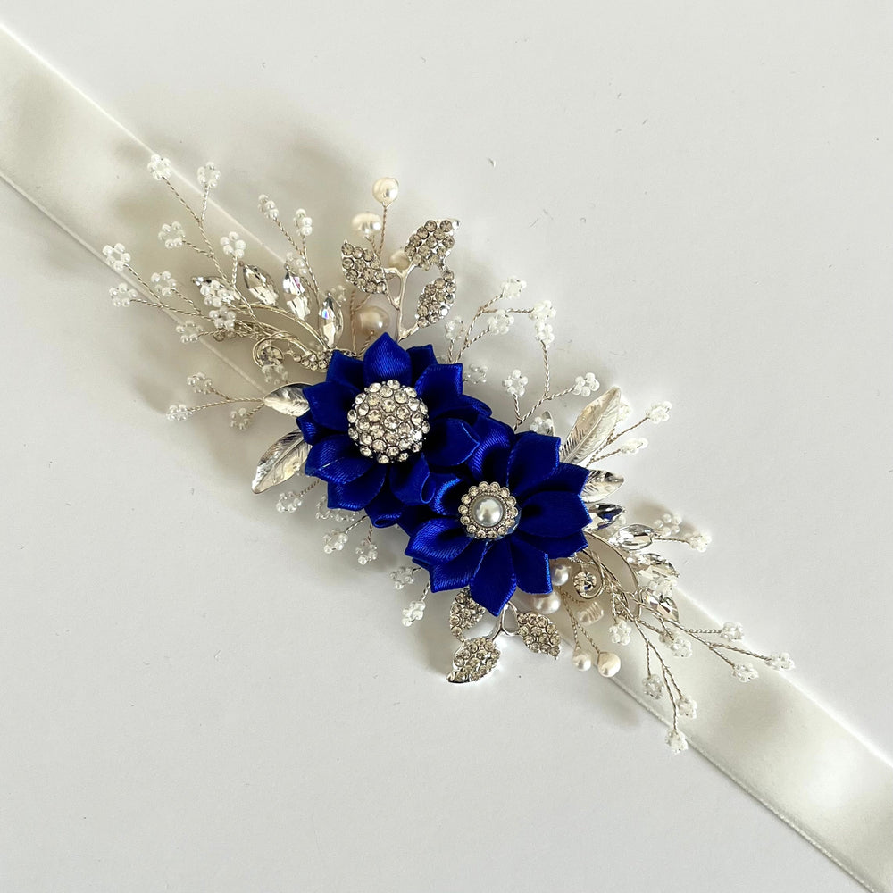 
            
                Load image into Gallery viewer, Velvet Wedding Belt Sash, Floral Bridal Belt, Flower Girl Belt, All colours, TT412
            
        