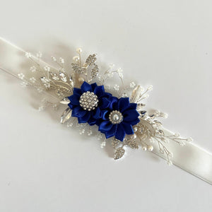 
            
                Load image into Gallery viewer, Velvet Wedding Belt Sash, Floral Bridal Belt, Flower Girl Belt, All colours, TT412
            
        
