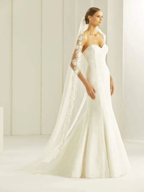 Cathedral Veil Single Tier Beaded Lace Edge S274 ***SALE***